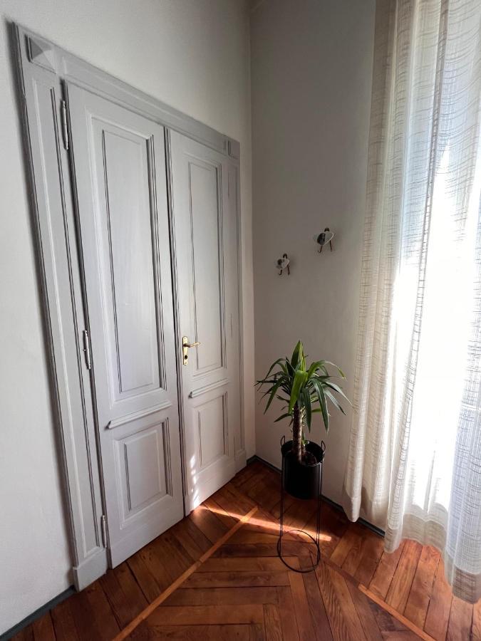 Elegante E Accogliente Appartamento A Torino Exterior foto